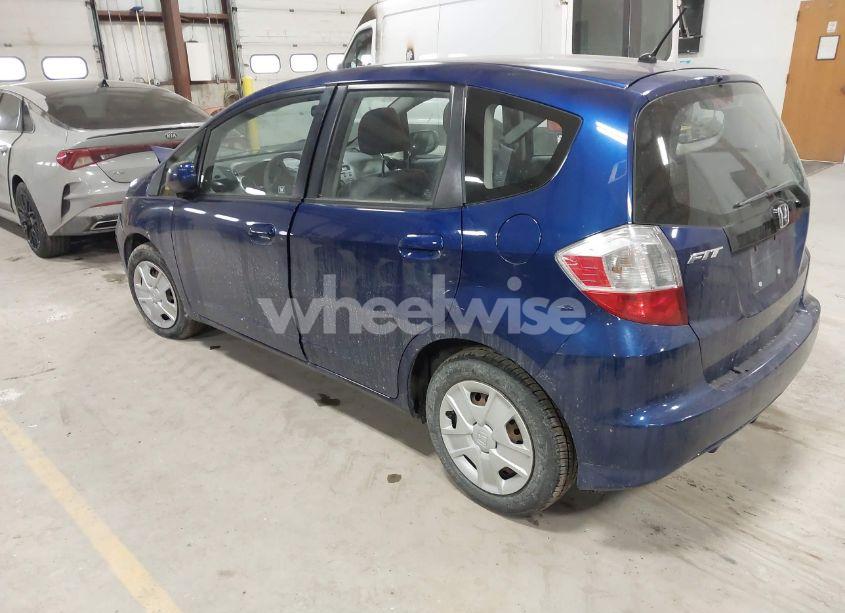 Photo 3 of 2013 Honda Fit (VIN JHMGE8H37DC068649)