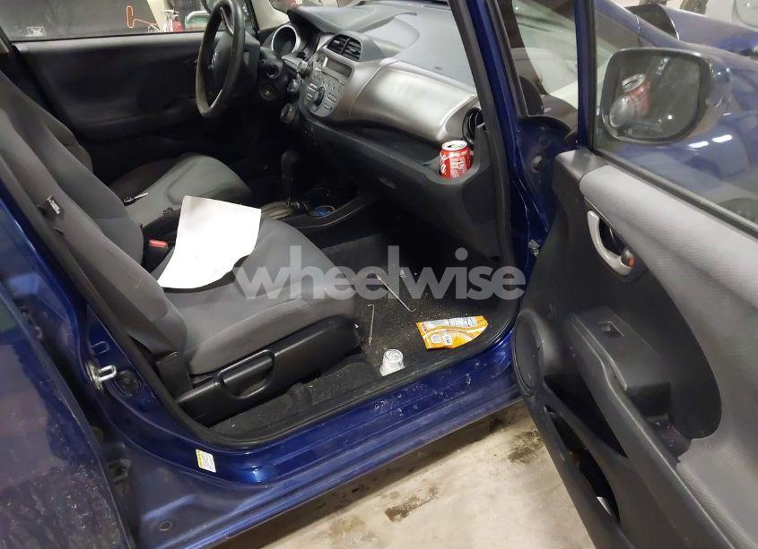 Photo 5 of 2013 Honda Fit (VIN JHMGE8H37DC068649)