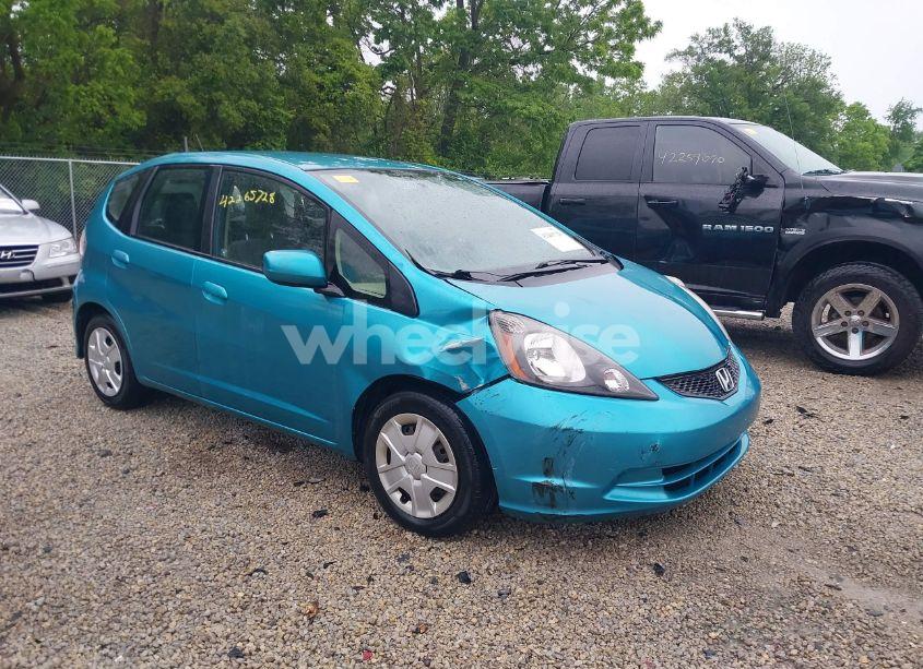 2012 Honda Fit (VIN JHMGE8H38CC003131) main photo