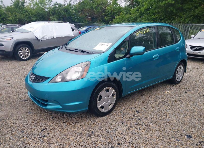 Photo 2 of 2012 Honda Fit (VIN JHMGE8H38CC003131)