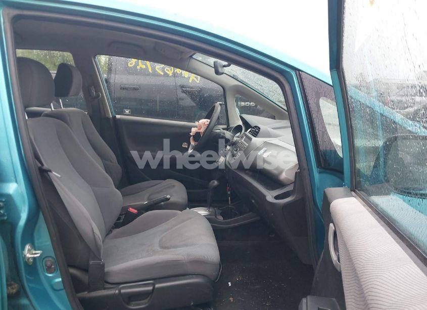 Photo 5 of 2012 Honda Fit (VIN JHMGE8H38CC003131)