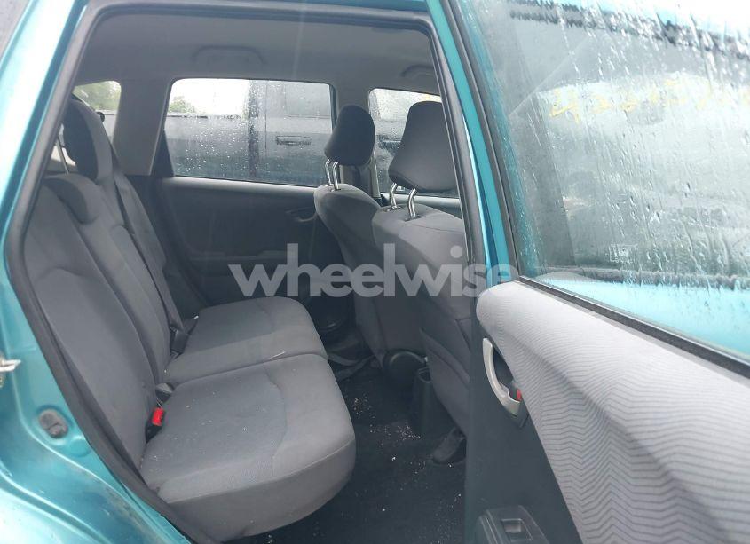 Photo 8 of 2012 Honda Fit (VIN JHMGE8H38CC003131)