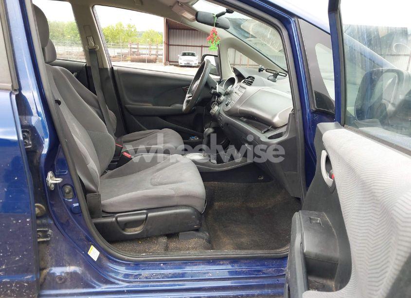 Photo 5 of 2012 Honda Fit (VIN JHMGE8H38CC014615)