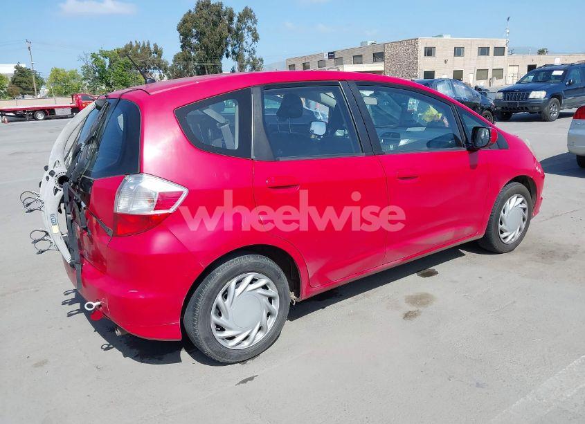 Photo 4 of 2013 Honda Fit (VIN JHMGE8H38DC037362)