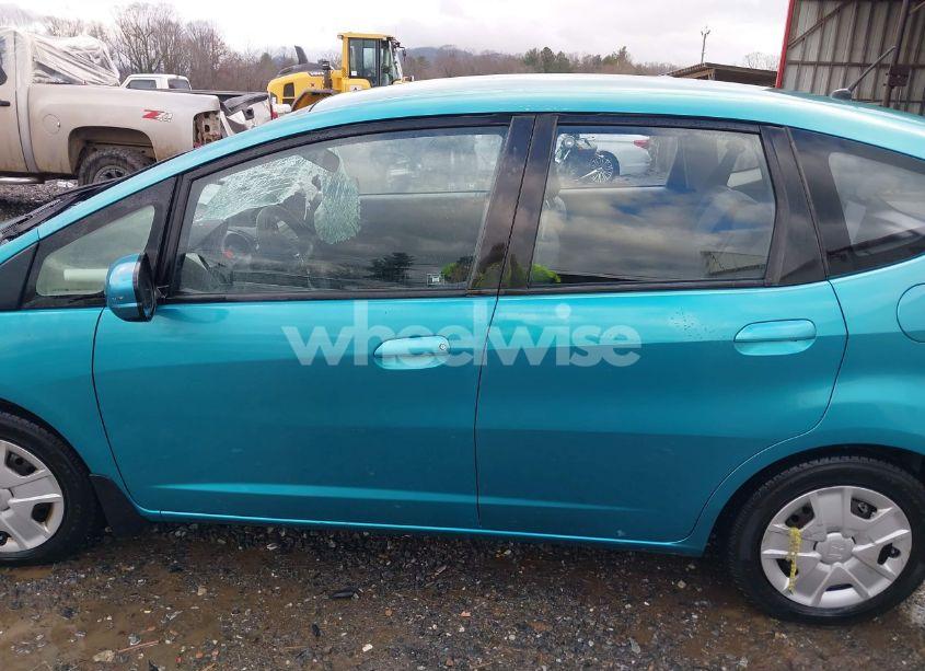 Photo 15 of 2013 Honda Fit (VIN JHMGE8H38DC051696)