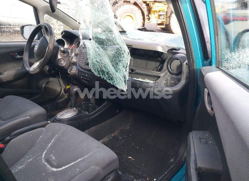 Photo 5 of 2013 Honda Fit (VIN JHMGE8H38DC051696)