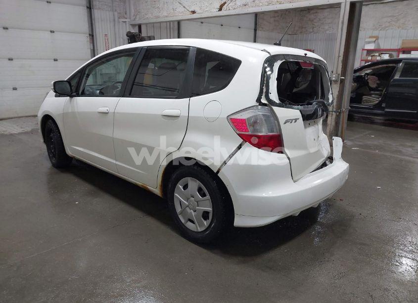 Photo 3 of 2013 Honda Fit (VIN JHMGE8H38DC055358)