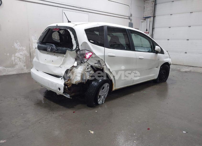 Photo 4 of 2013 Honda Fit (VIN JHMGE8H38DC055358)