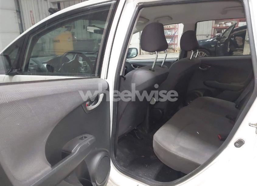 Photo 8 of 2013 Honda Fit (VIN JHMGE8H38DC055358)