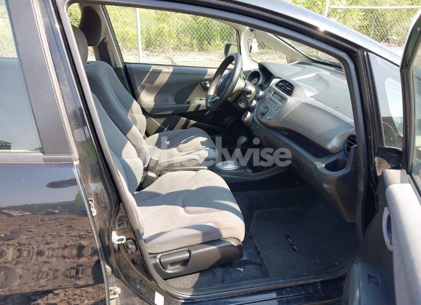 Photo 5 of 2013 Honda Fit (VIN JHMGE8H38DC074170)