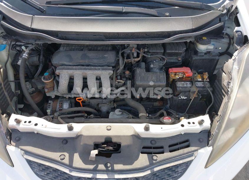 Photo 10 of 2011 Honda Fit (VIN JHMGE8H39BC025296)