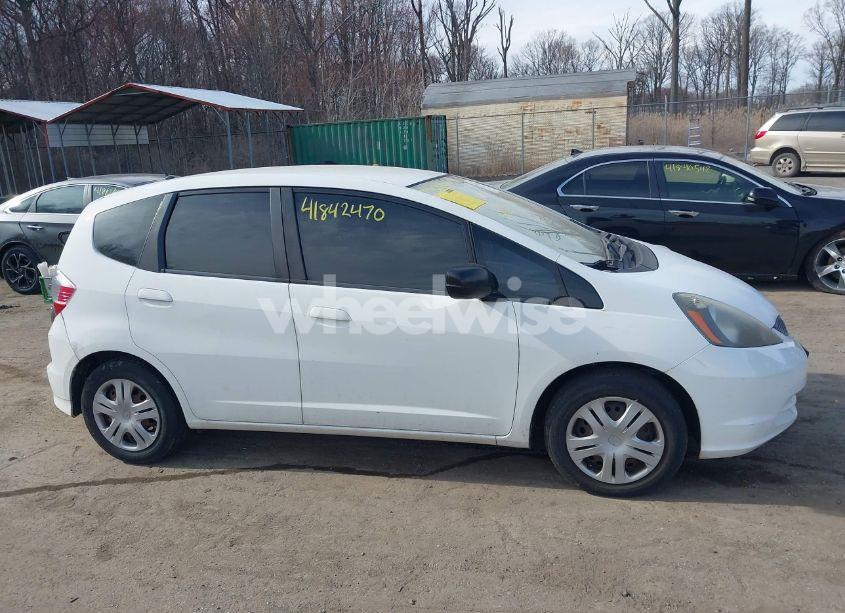 Photo 13 of 2011 Honda Fit (VIN JHMGE8H39BC025296)