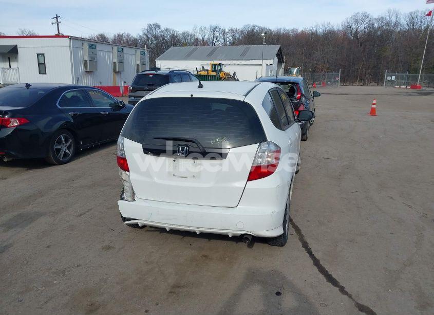 Photo 4 of 2011 Honda Fit (VIN JHMGE8H39BC025296)