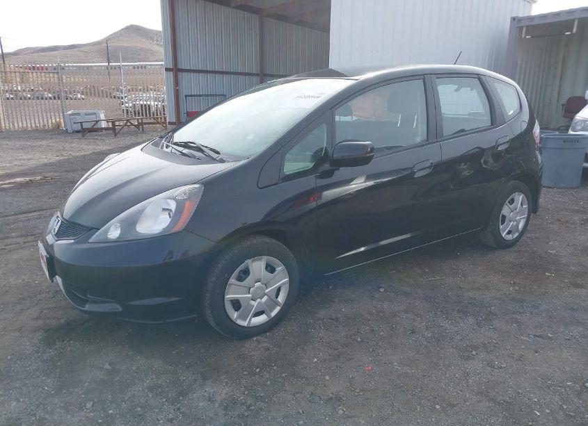 Photo 2 of 2012 Honda Fit (VIN JHMGE8H39CC000206)