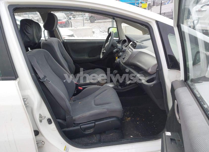 Photo 5 of 2012 Honda Fit (VIN JHMGE8H39CC040950)