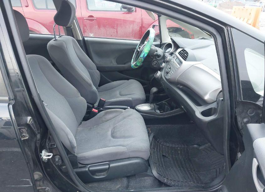 Photo 5 of 2012 Honda Fit (VIN JHMGE8H39CS002608)