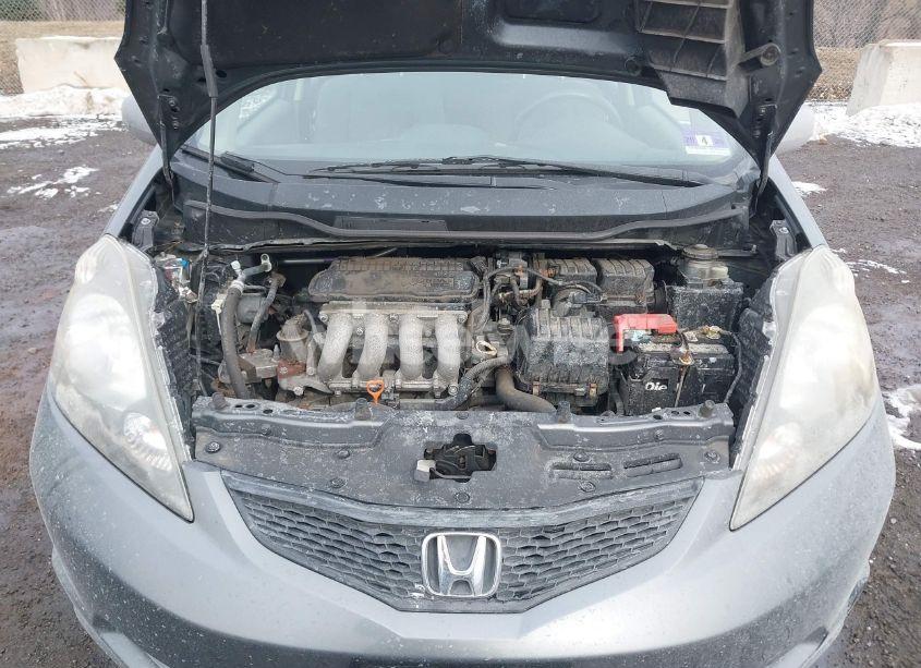 Photo 10 of 2013 Honda Fit (VIN JHMGE8H39DC021056)