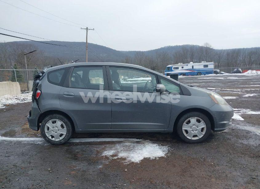 Photo 13 of 2013 Honda Fit (VIN JHMGE8H39DC021056)