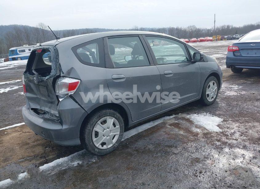 Photo 4 of 2013 Honda Fit (VIN JHMGE8H39DC021056)