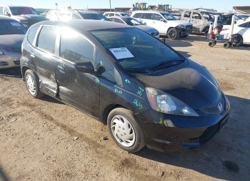 2013 Honda Fit (VIN JHMGE8H39DC044188) main photo