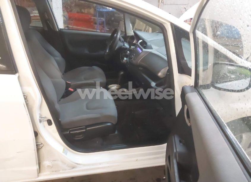 Photo 5 of 2013 Honda Fit (VIN JHMGE8H39DC069155)