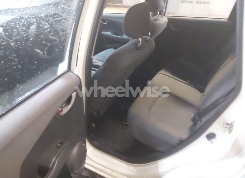 Photo 8 of 2013 Honda Fit (VIN JHMGE8H39DC069155)