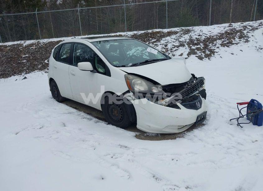 2013 Honda Fit (VIN JHMGE8H39DC080964) main photo