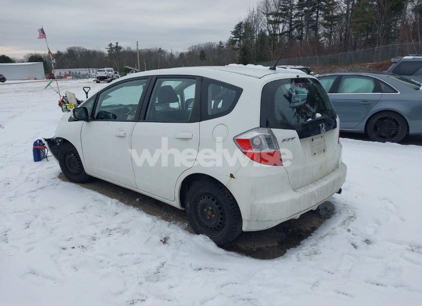 Photo 3 of 2013 Honda Fit (VIN JHMGE8H39DC080964)