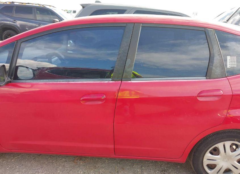 Photo 14 of 2011 Honda Fit (VIN JHMGE8H3XBS007122)