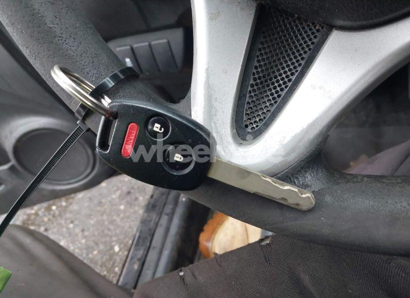 Photo 11 of 2012 Honda Fit (VIN JHMGE8H3XCC018844)