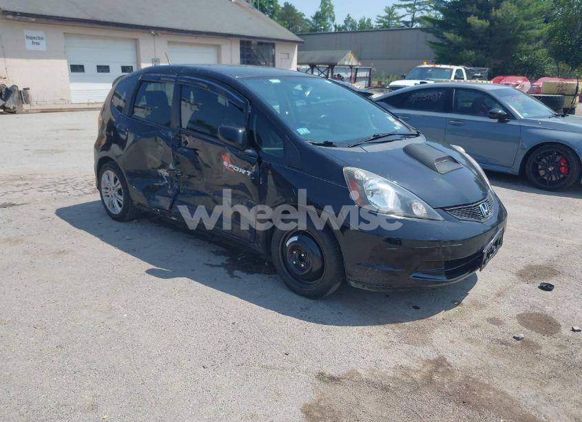 2013 Honda Fit (VIN JHMGE8H3XDC006713) main photo