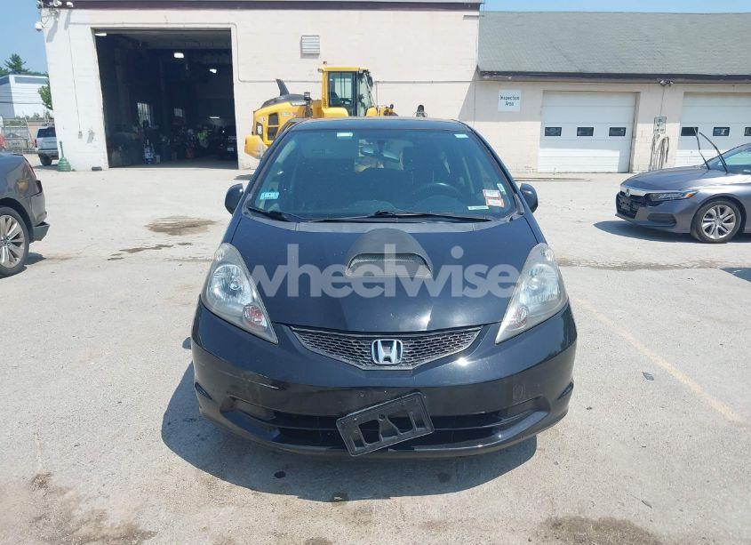 Photo 12 of 2013 Honda Fit (VIN JHMGE8H3XDC006713)
