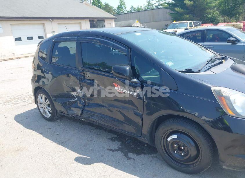 Photo 6 of 2013 Honda Fit (VIN JHMGE8H3XDC006713)