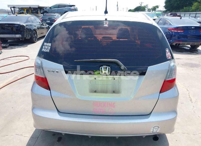 Photo 16 of 2013 Honda Fit (VIN JHMGE8H3XDC023124)