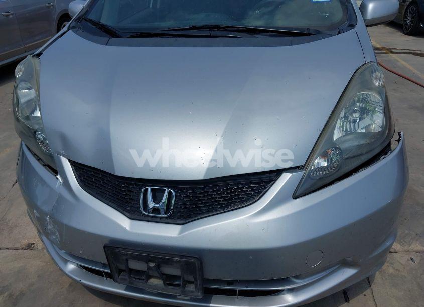 Photo 6 of 2013 Honda Fit (VIN JHMGE8H3XDC023124)