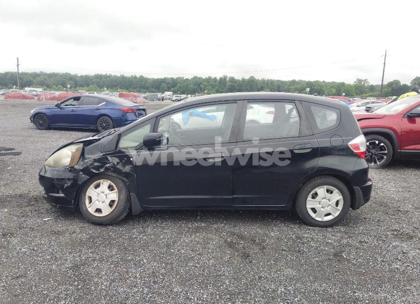 Photo 14 of 2013 Honda Fit (VIN JHMGE8H3XDC025603)
