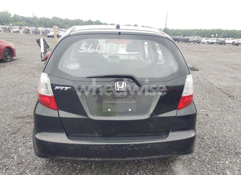 Photo 16 of 2013 Honda Fit (VIN JHMGE8H3XDC025603)