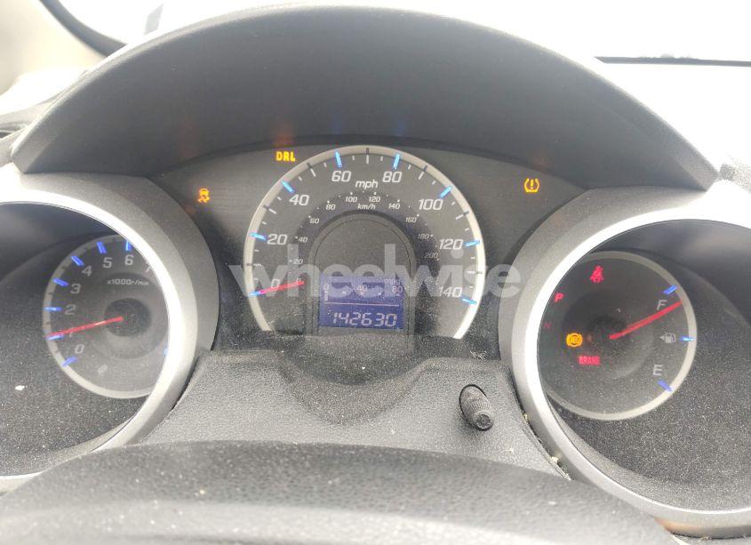 Photo 7 of 2013 Honda Fit (VIN JHMGE8H3XDC025603)