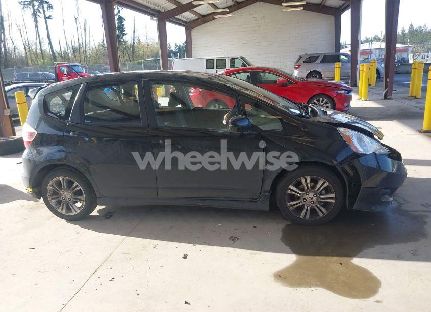 Photo 13 of 2010 Honda Fit SPORT (VIN JHMGE8H40AC002836)