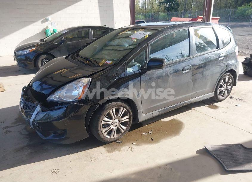 Photo 2 of 2010 Honda Fit SPORT (VIN JHMGE8H40AC002836)