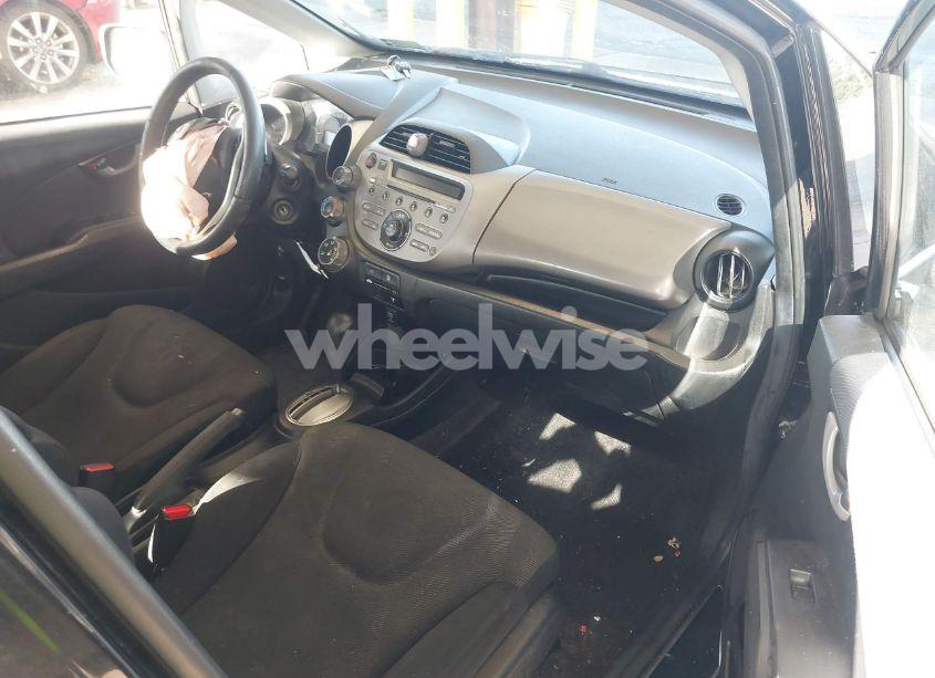 Photo 5 of 2010 Honda Fit SPORT (VIN JHMGE8H40AC002836)