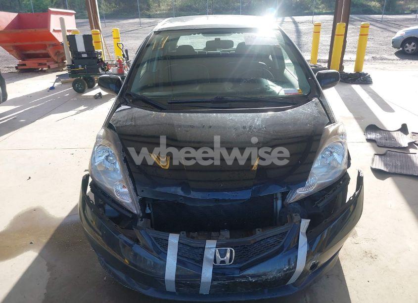Photo 6 of 2010 Honda Fit SPORT (VIN JHMGE8H40AC002836)