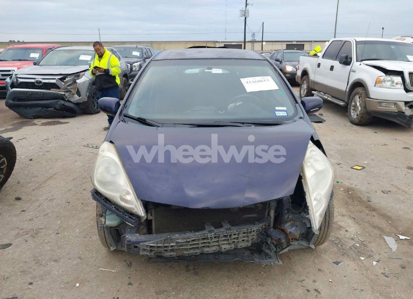 Photo 12 of 2010 Honda Fit SPORT (VIN JHMGE8H40AC023556)