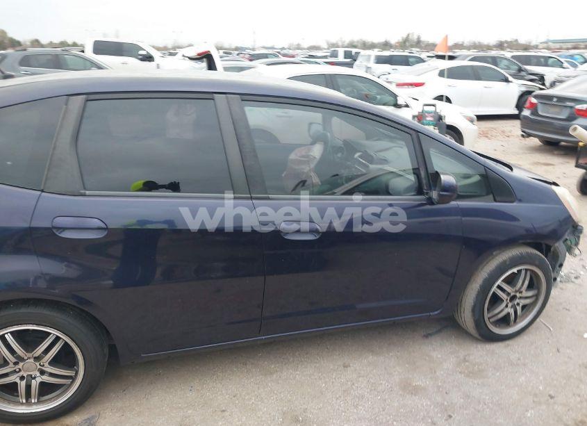 Photo 13 of 2010 Honda Fit SPORT (VIN JHMGE8H40AC023556)