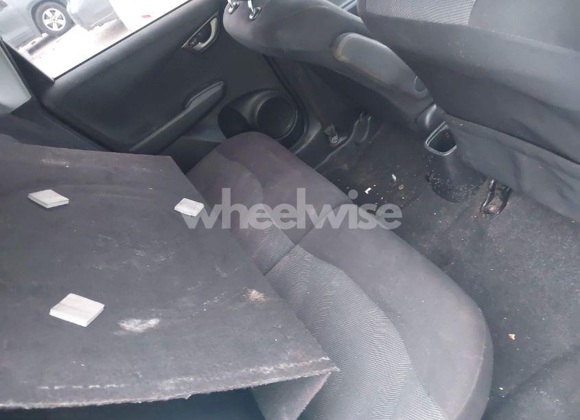 Photo 8 of 2010 Honda Fit SPORT (VIN JHMGE8H40AC023556)