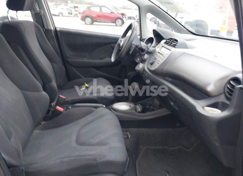 Photo 5 of 2010 Honda Fit SPORT (VIN JHMGE8H40AC028739)