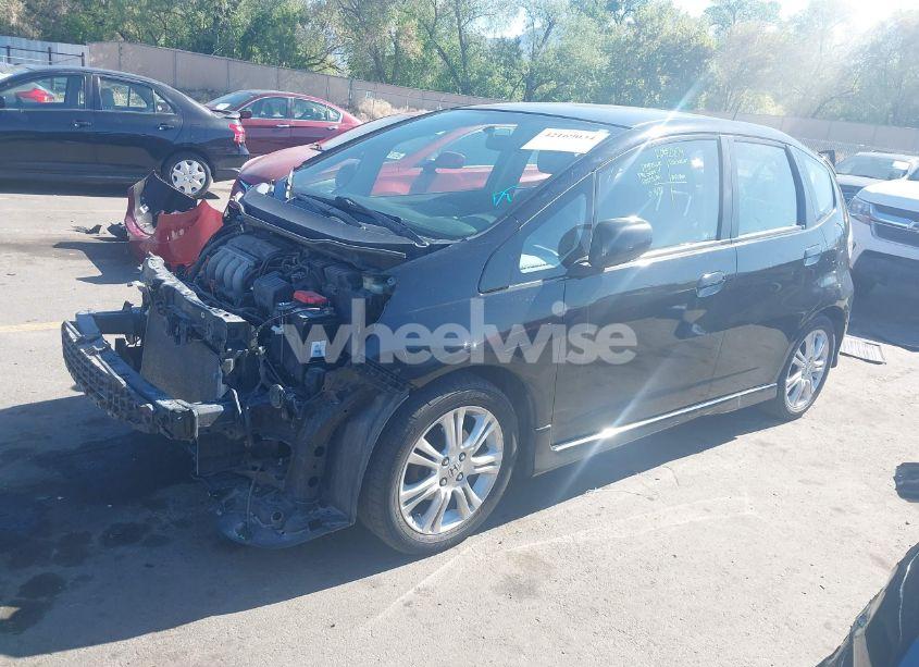 Photo 2 of 2010 Honda Fit SPORT (VIN JHMGE8H40AC039689)