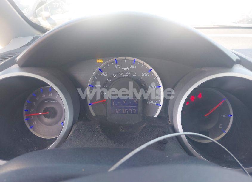 Photo 7 of 2010 Honda Fit SPORT (VIN JHMGE8H40AC039689)