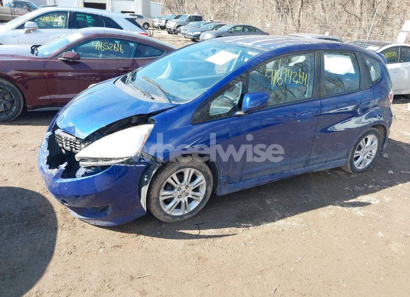 Photo 2 of 2010 Honda Fit SPORT (VIN JHMGE8H40AS028116)