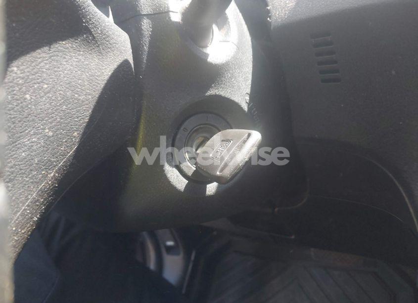 Photo 11 of 2010 Honda Fit SPORT (VIN JHMGE8H41AC009004)